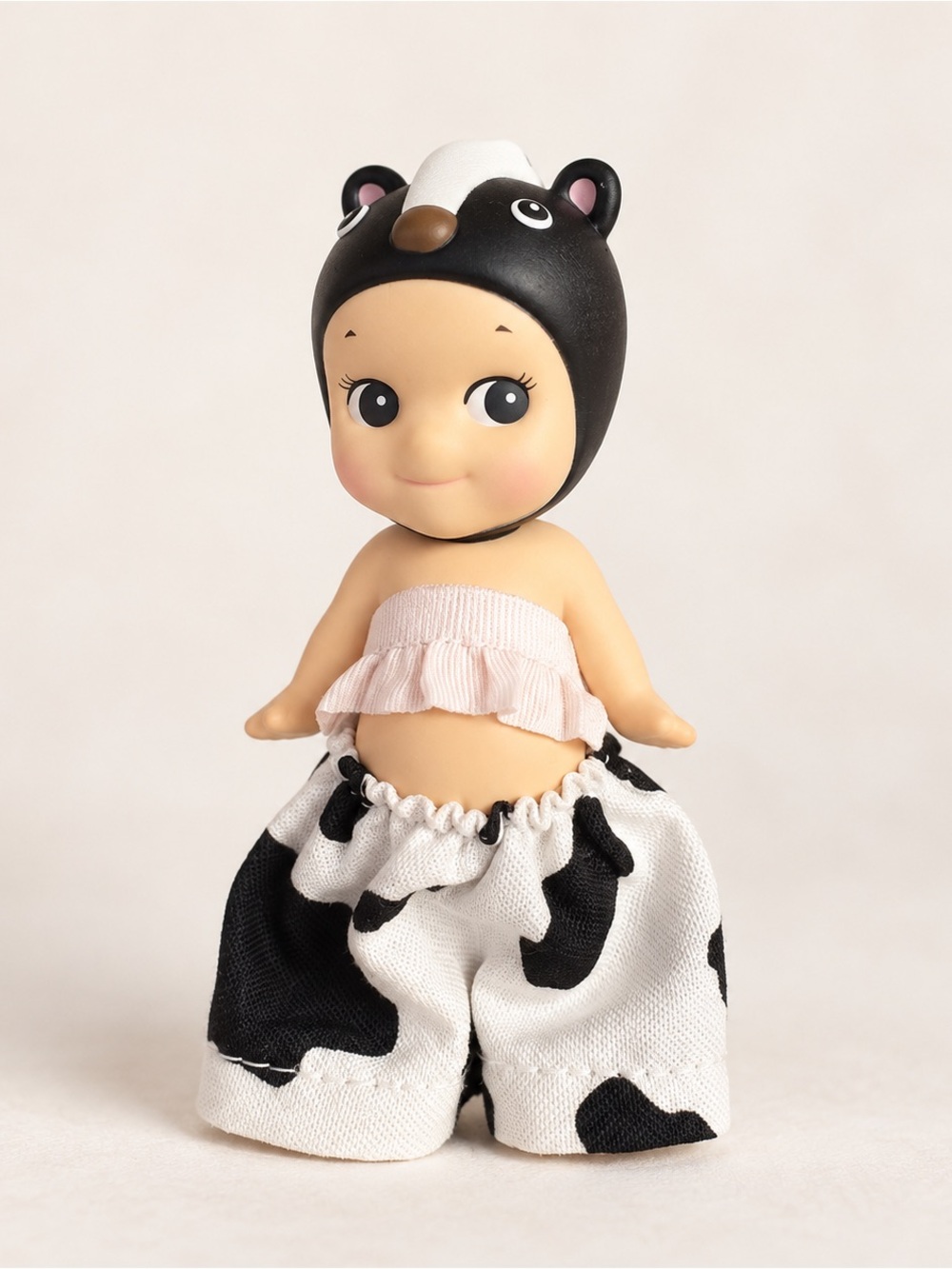 Skunk from the Sonny Angel Animal Series Verizon 2. Two Piece Outfit Included!